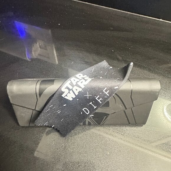 DIFF Star Wars Darth Vader Designer - Picture 11 of 13